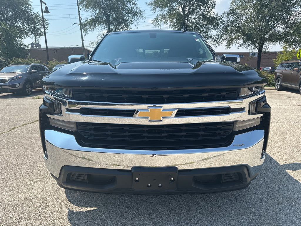 2020 Chevrolet Silverado 1500 LT photo 2
