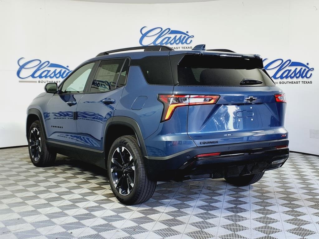 2026 Chevrolet Equinox RS photo 2
