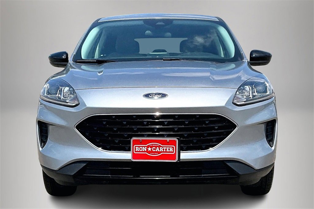 2022 Ford Escape SE photo 2