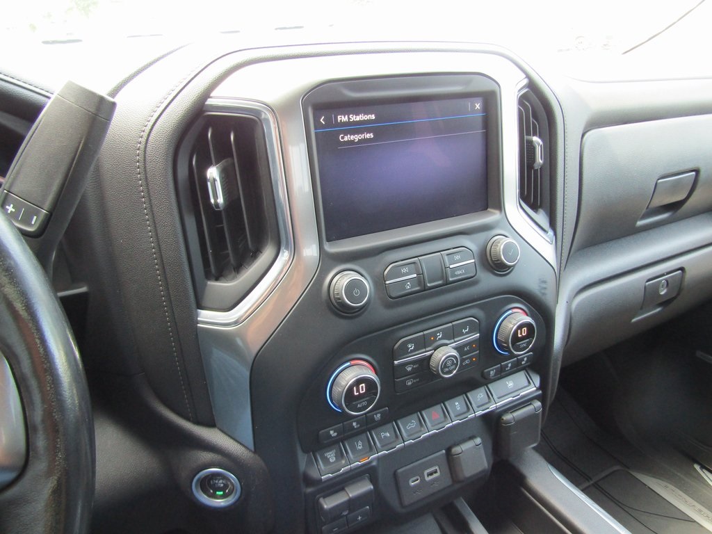 2021 Chevrolet Silverado 3500HD LTZ photo 21