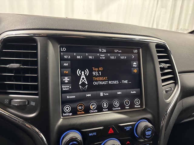 2018 Jeep Grand Cherokee Altitude photo 19