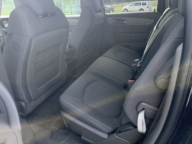 2014 Chevrolet Traverse 1LT photo 4