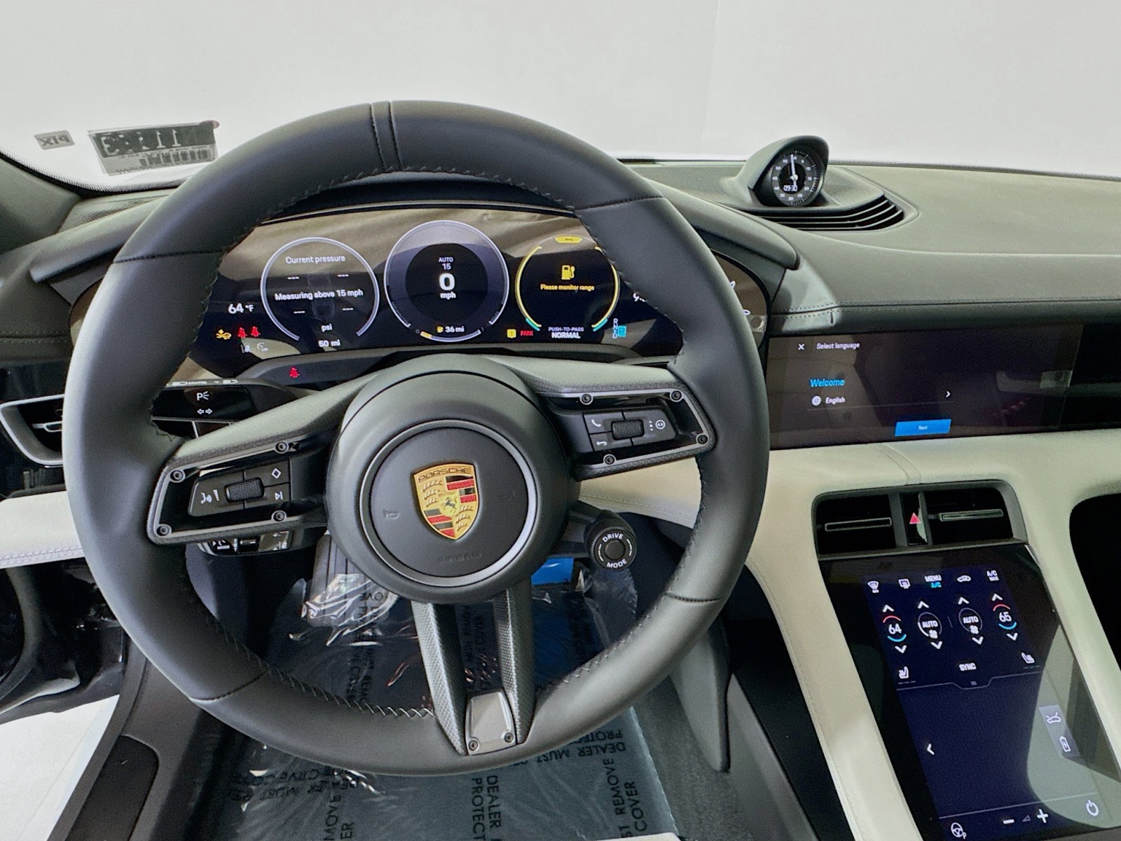 2025 Porsche Taycan 4S photo 13