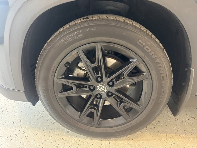 2024 Toyota Grand Highlander Platinum photo 7