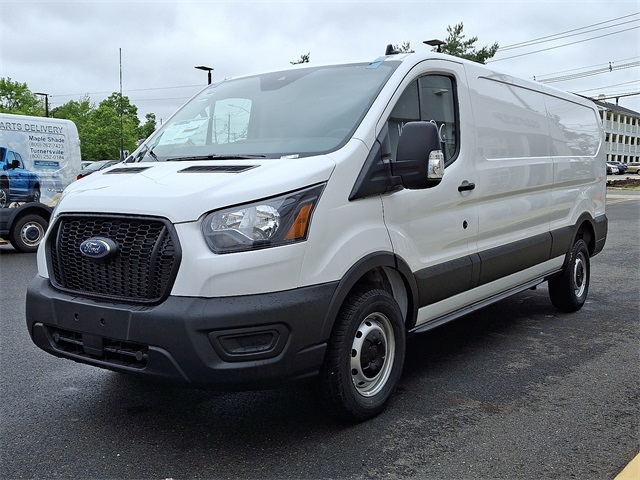 2025 Ford Transit photo 4
