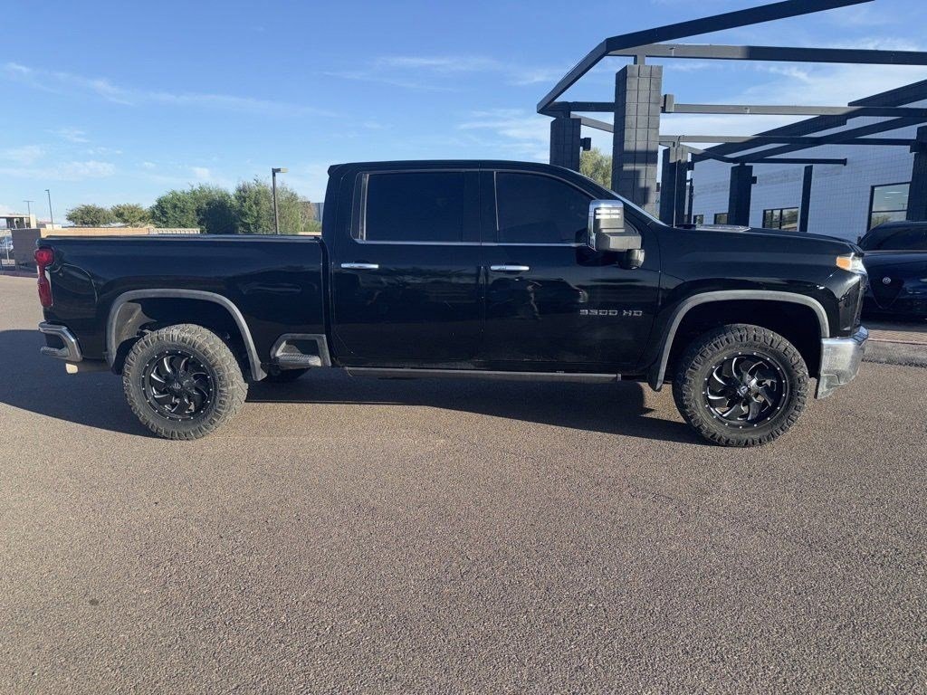 2020 Chevrolet Silverado 3500HD LTZ photo 2