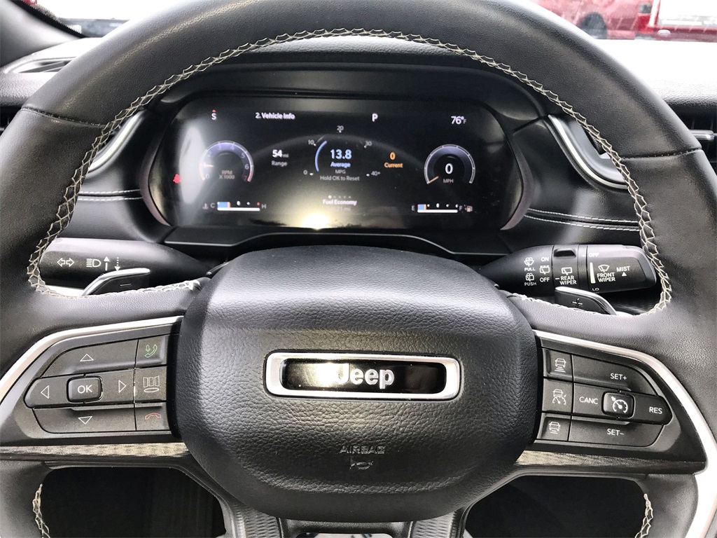 2023 Jeep Grand Cherokee Altitude photo 14
