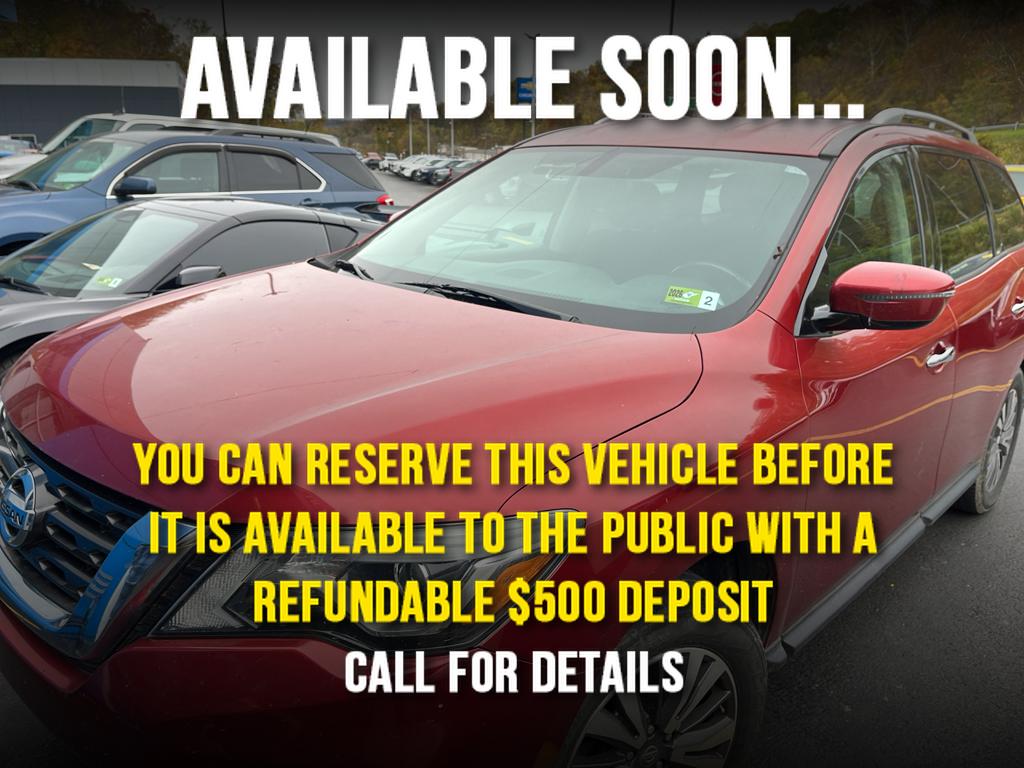 2017 Nissan Pathfinder SV