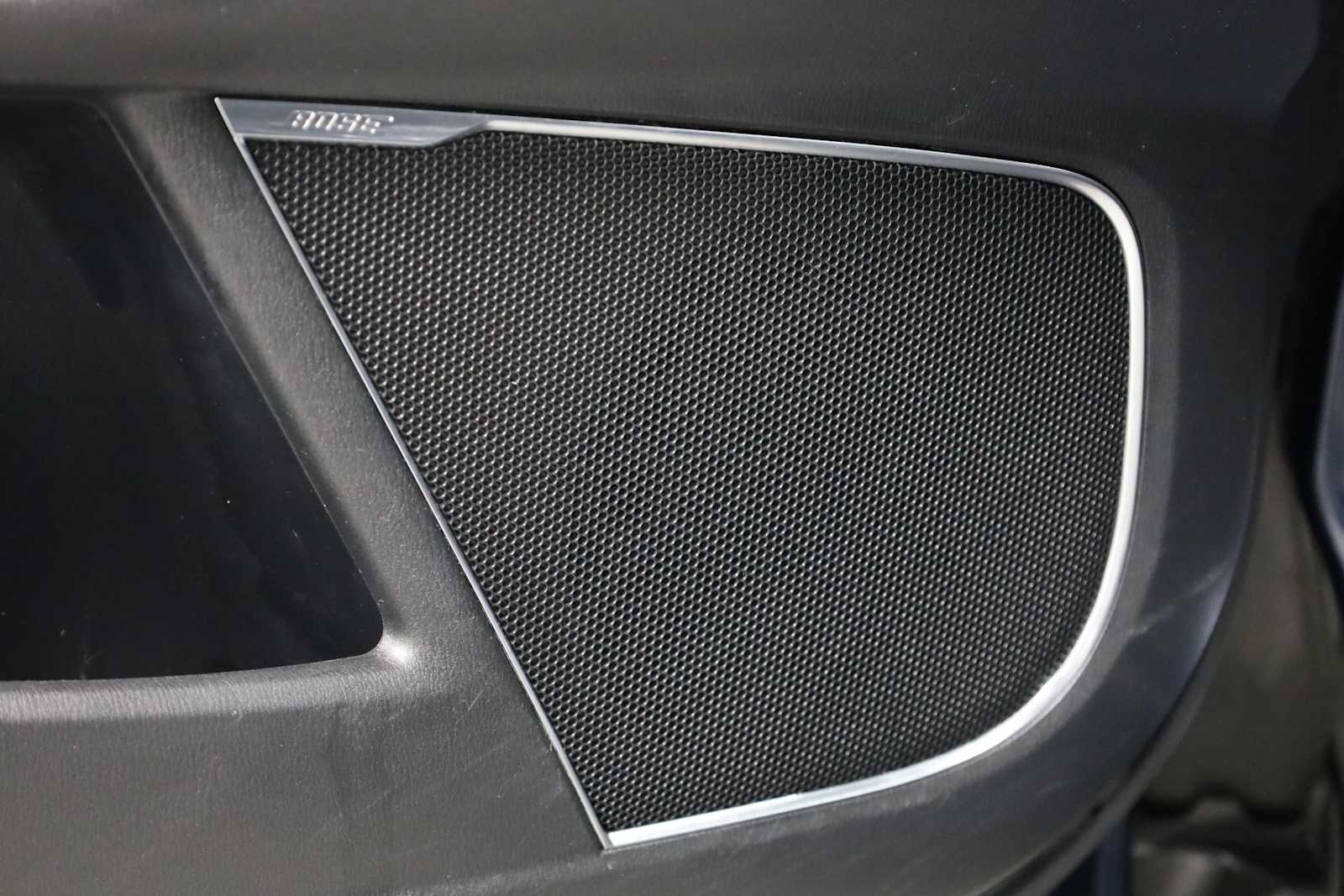 2018 Mazda CX-9 Grand Touring photo 16