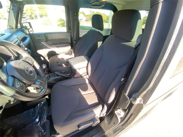 2013 Jeep Wrangler Sport photo 3