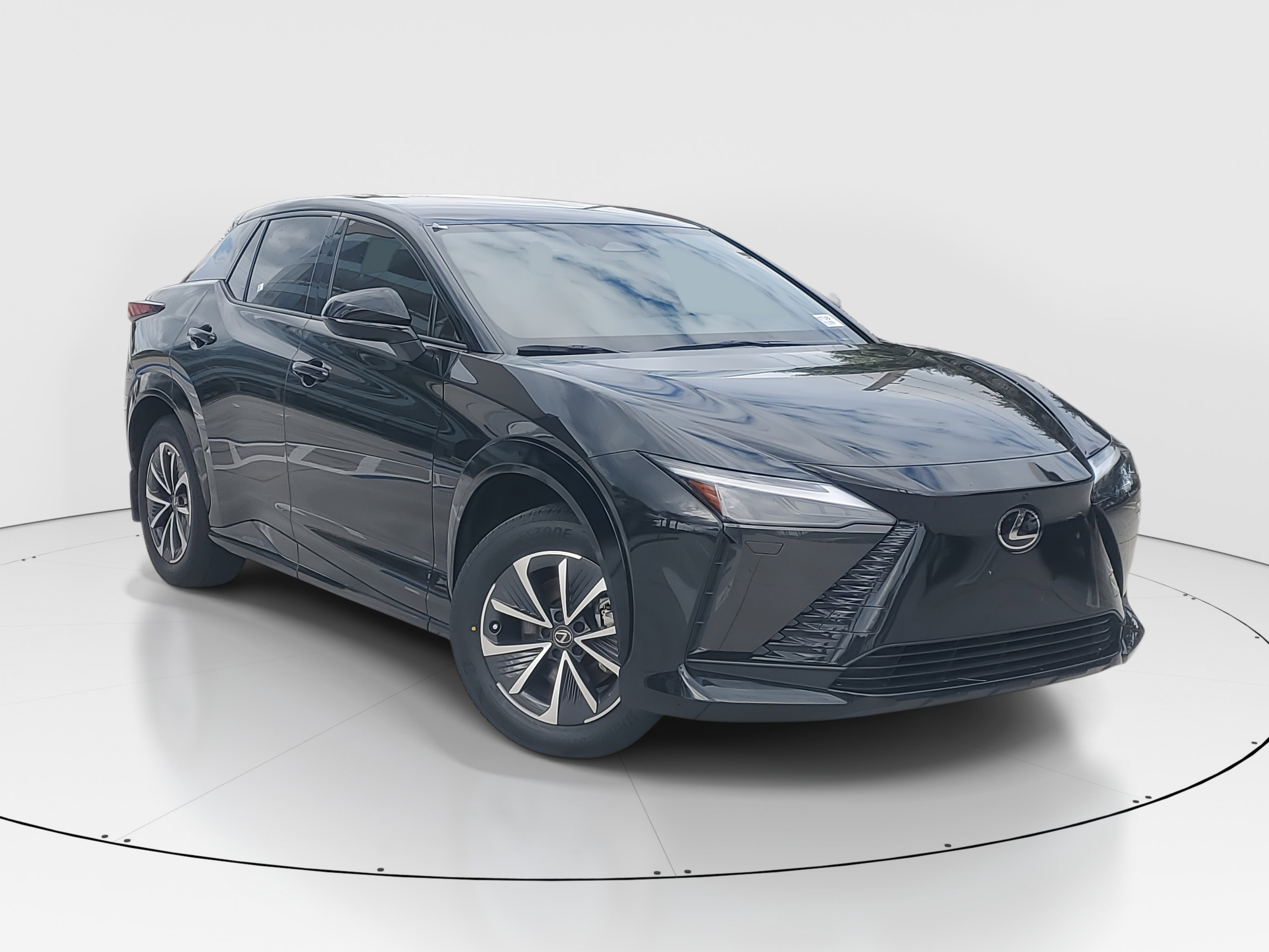 2024 Lexus RZ 450e 300e Premium photo 2
