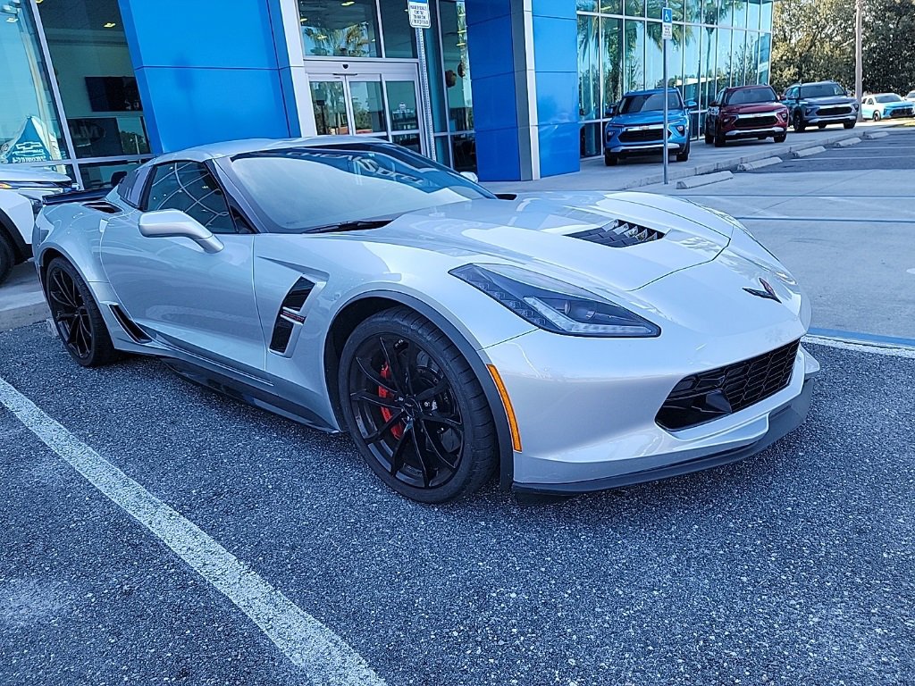 2019 Chevrolet Corvette Grand Sport 2LT photo 3
