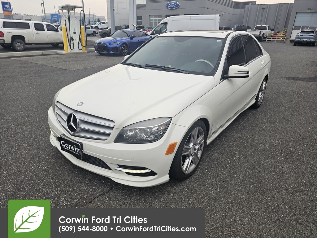 2011 Mercedes Benz C 300 Sport 4MATIC Sedan photo 2