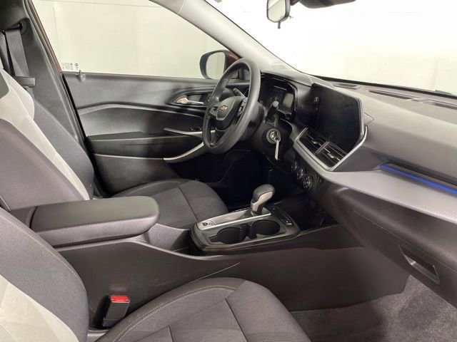 2024 Chevrolet Trax LS photo 13