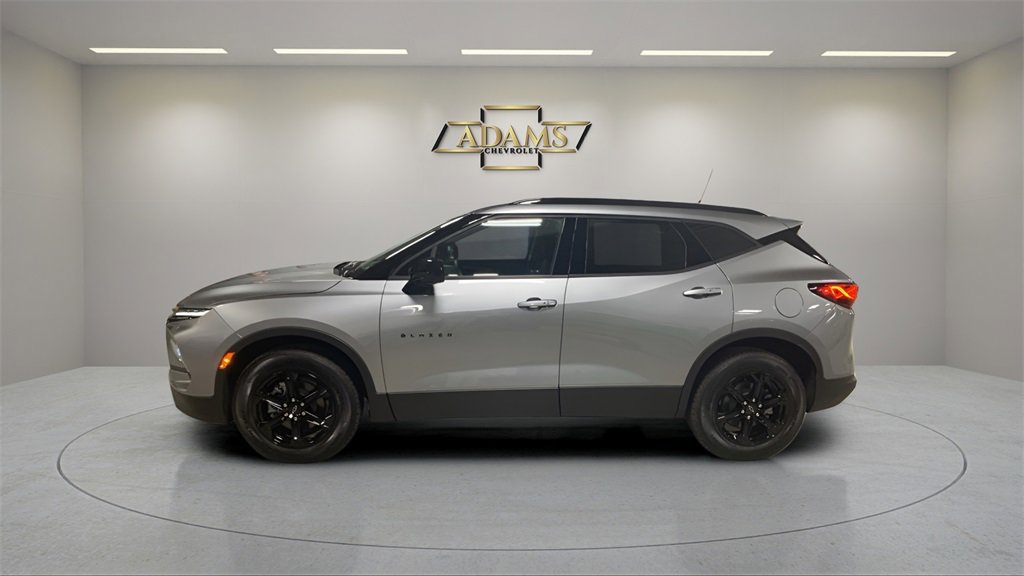 2025 Chevrolet Blazer 2LT photo 3