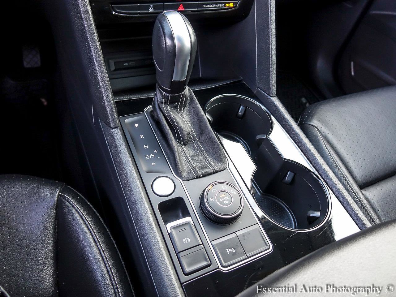 2022 VOLKSWAGEN ATLAS - Image 18