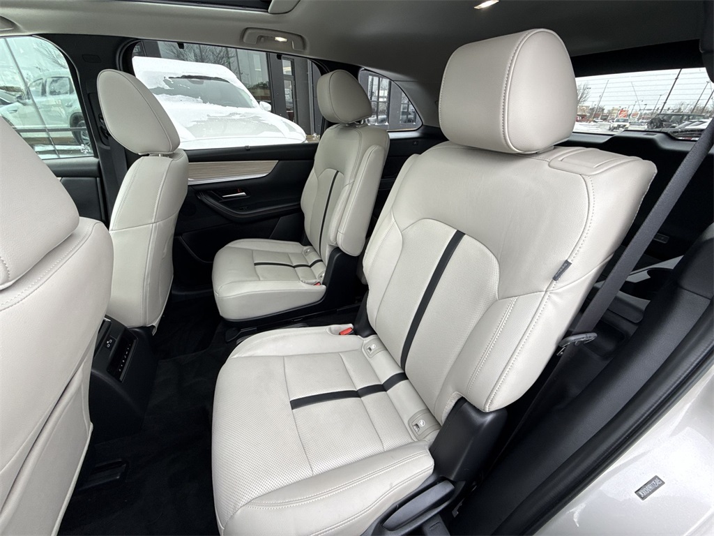 2024 MAZDA CX-90 - Image 23