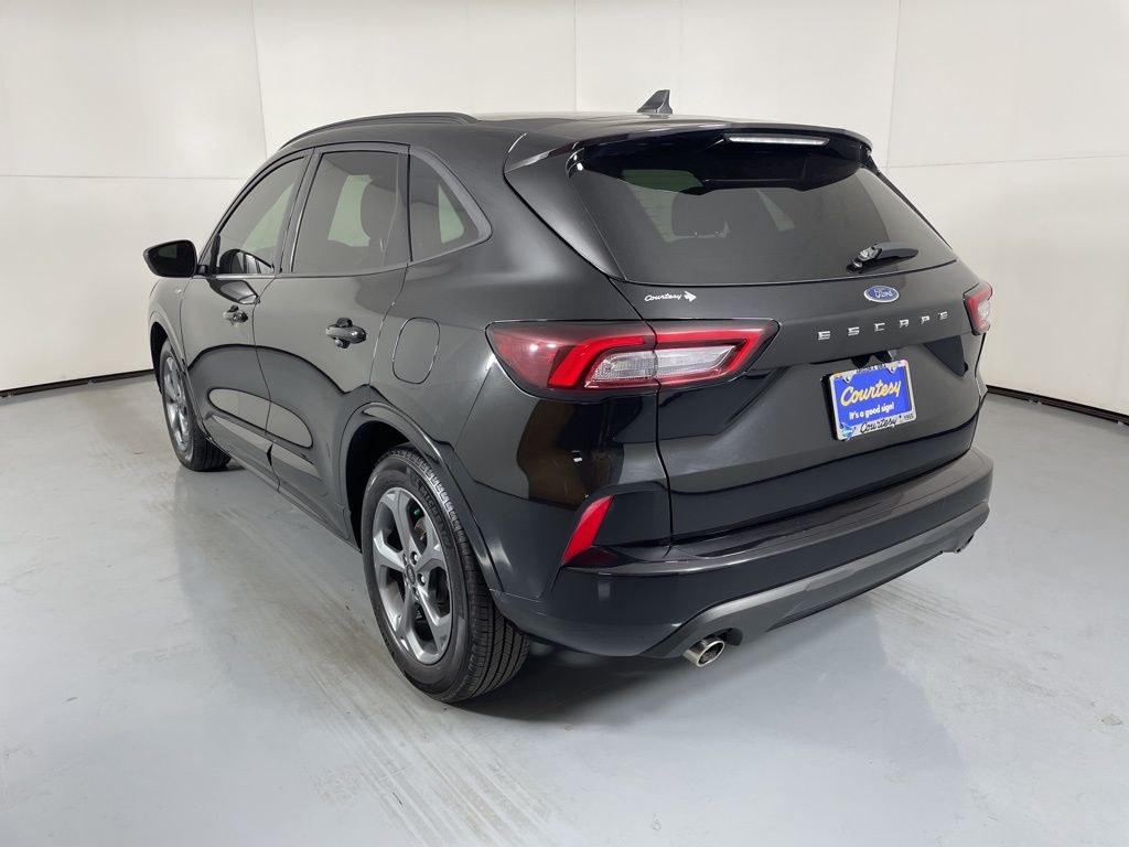 2024 Ford Escape ST-Line photo 7