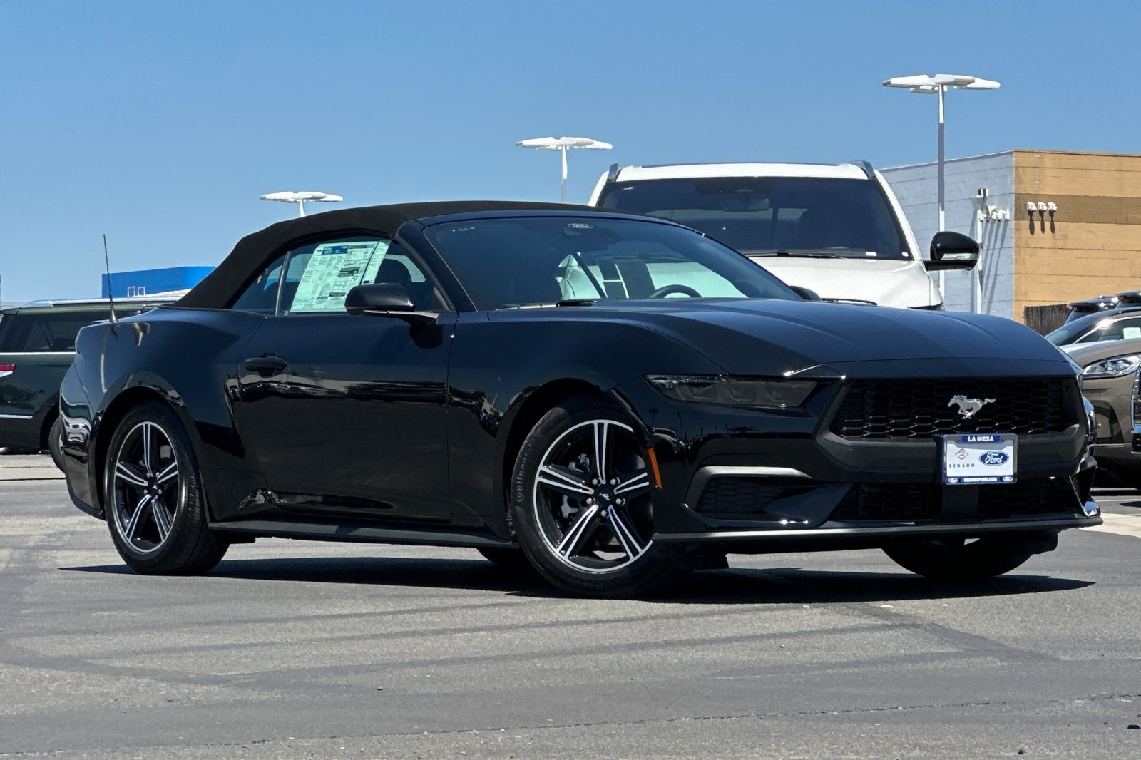 2025 Ford Mustang EcoBoost Premium Convertible photo 9