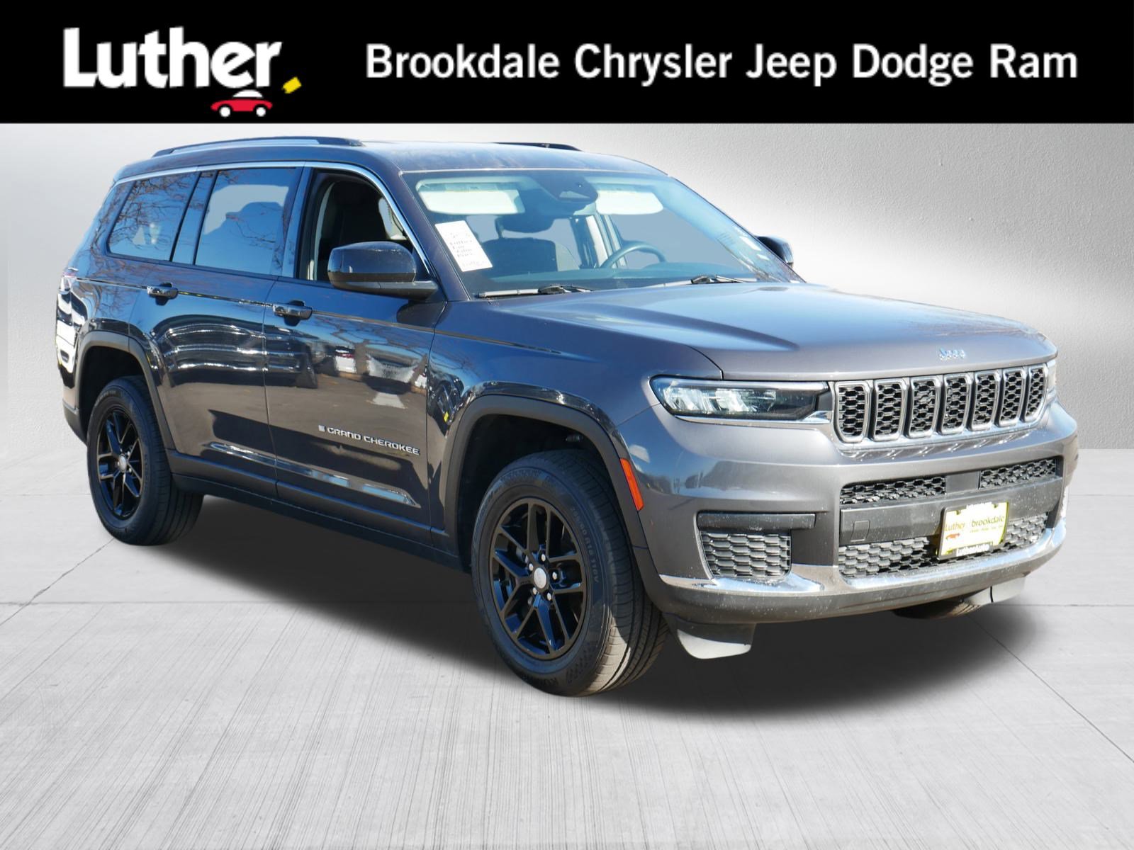 2023 Jeep Grand Cherokee L Laredo's photo