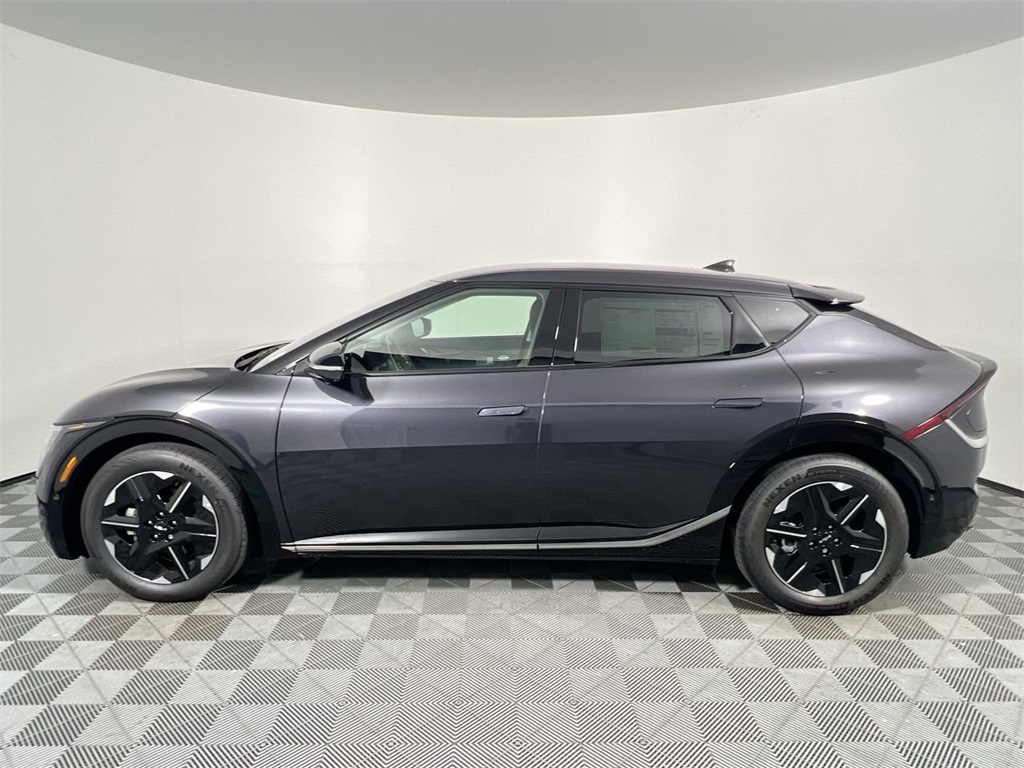2025 Kia EV6 Wind photo 8