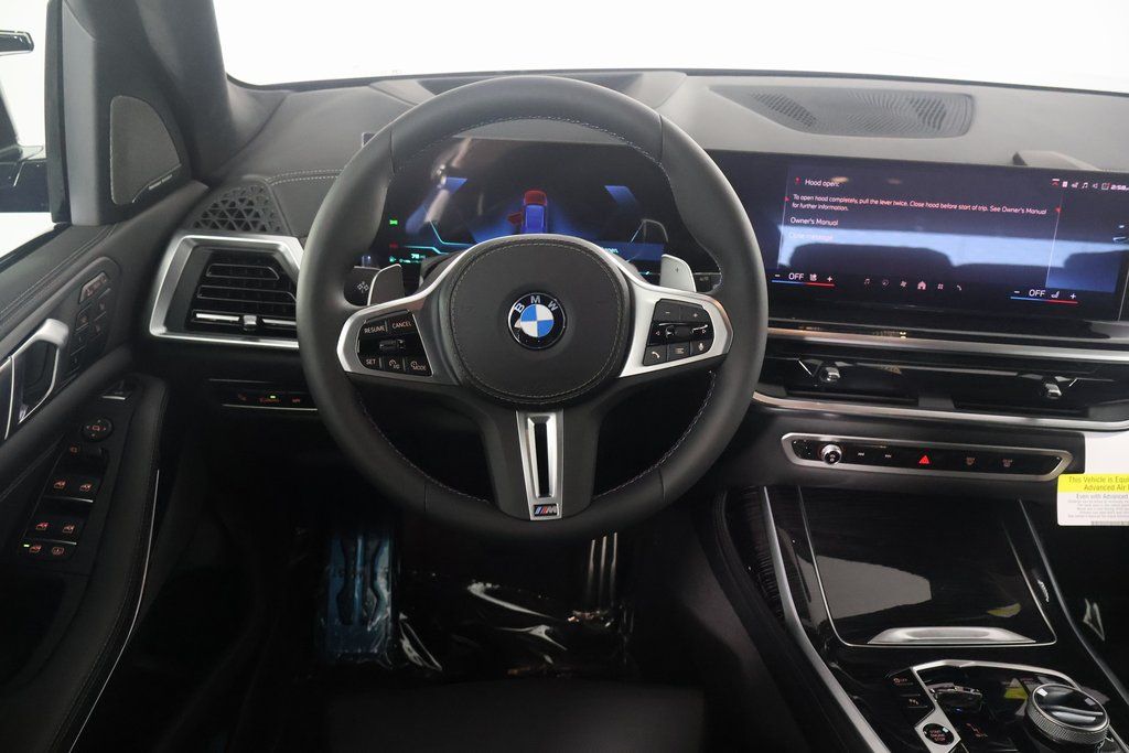 2026 Bmw X7 M60i photo 2