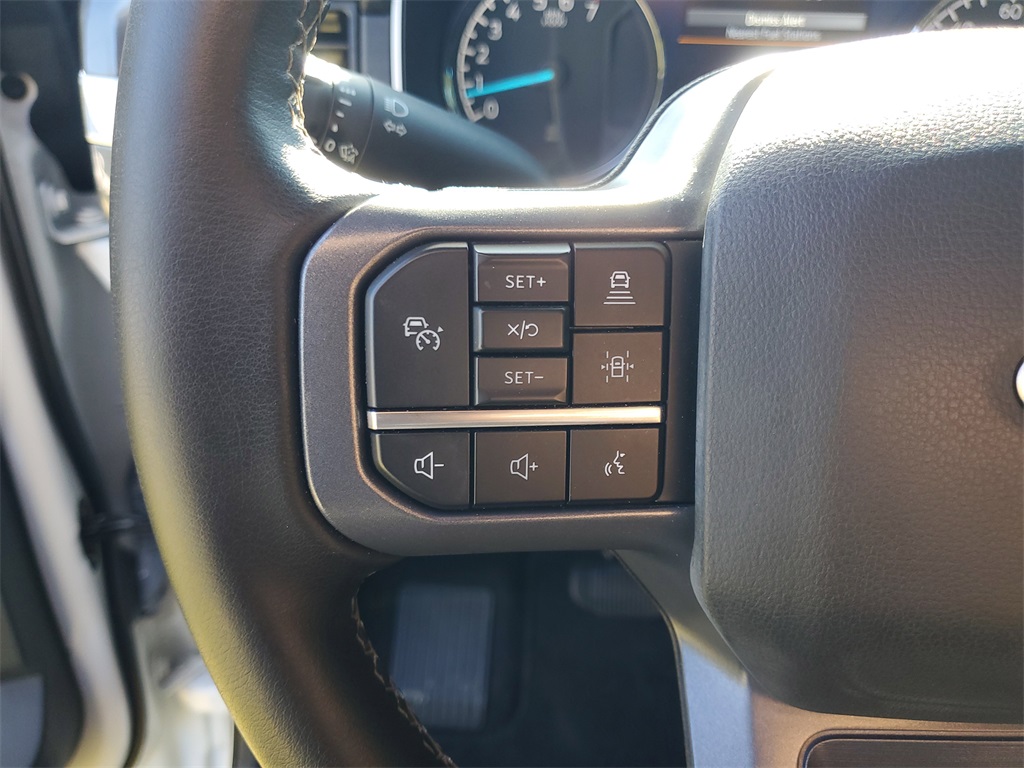 2023 Ford F-150 XLT photo 14