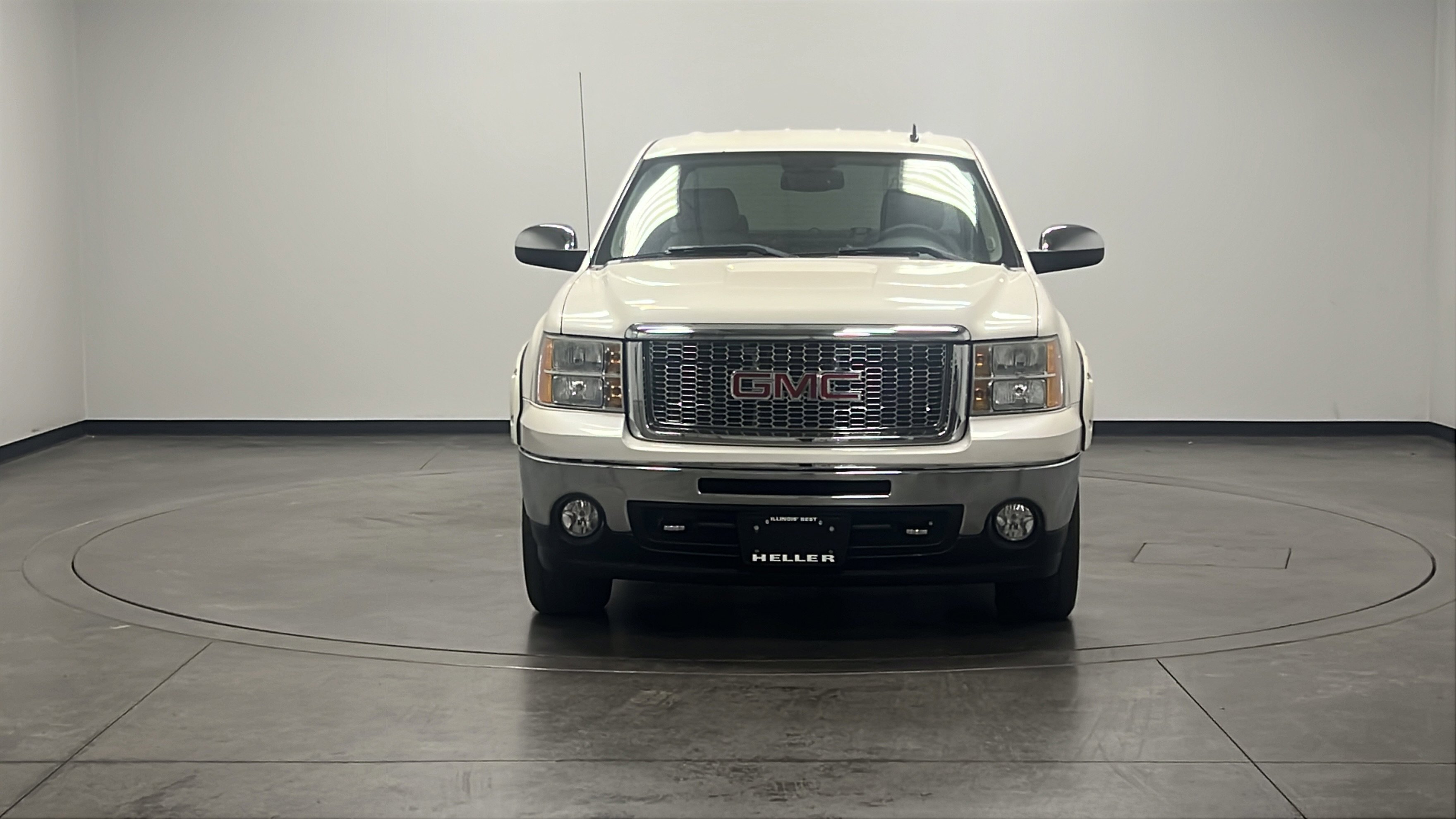2012 Gmc Sierra 1500 SLT photo 2