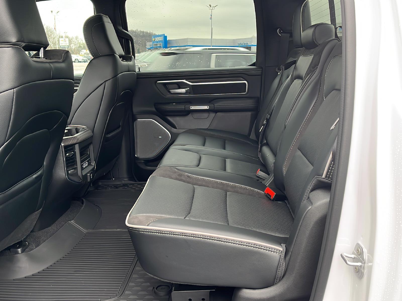 2025 Ram 1500 Laramie photo 10