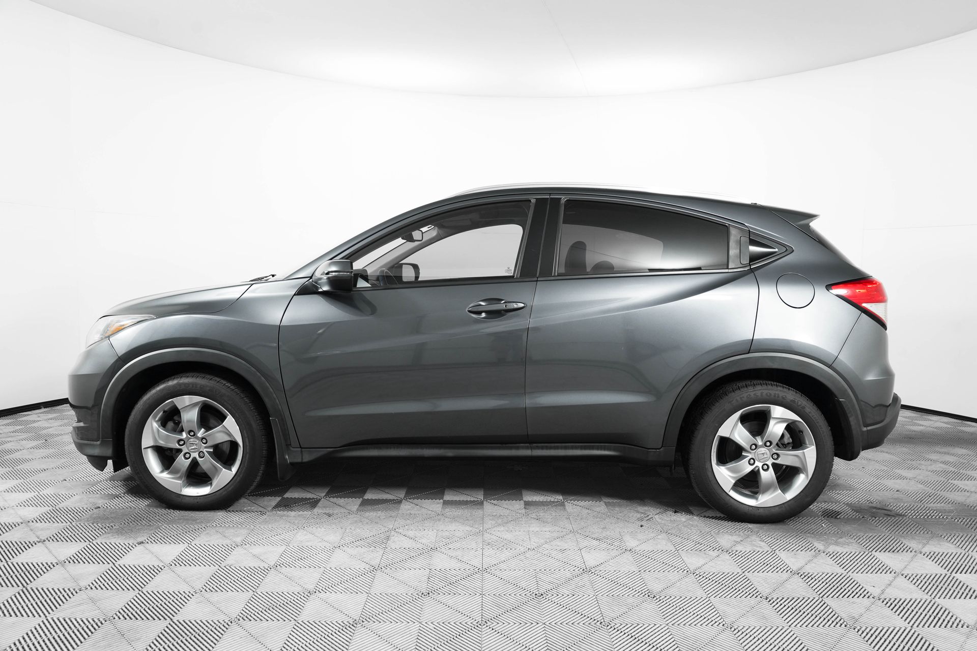 2017 Honda HR-V EX-L photo 4