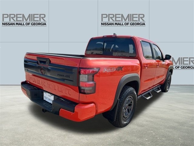 2025 Nissan Frontier PRO-4X photo 4