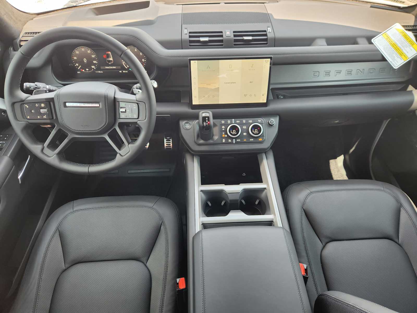 2025 Land Rover Defender 130 V8 photo 22
