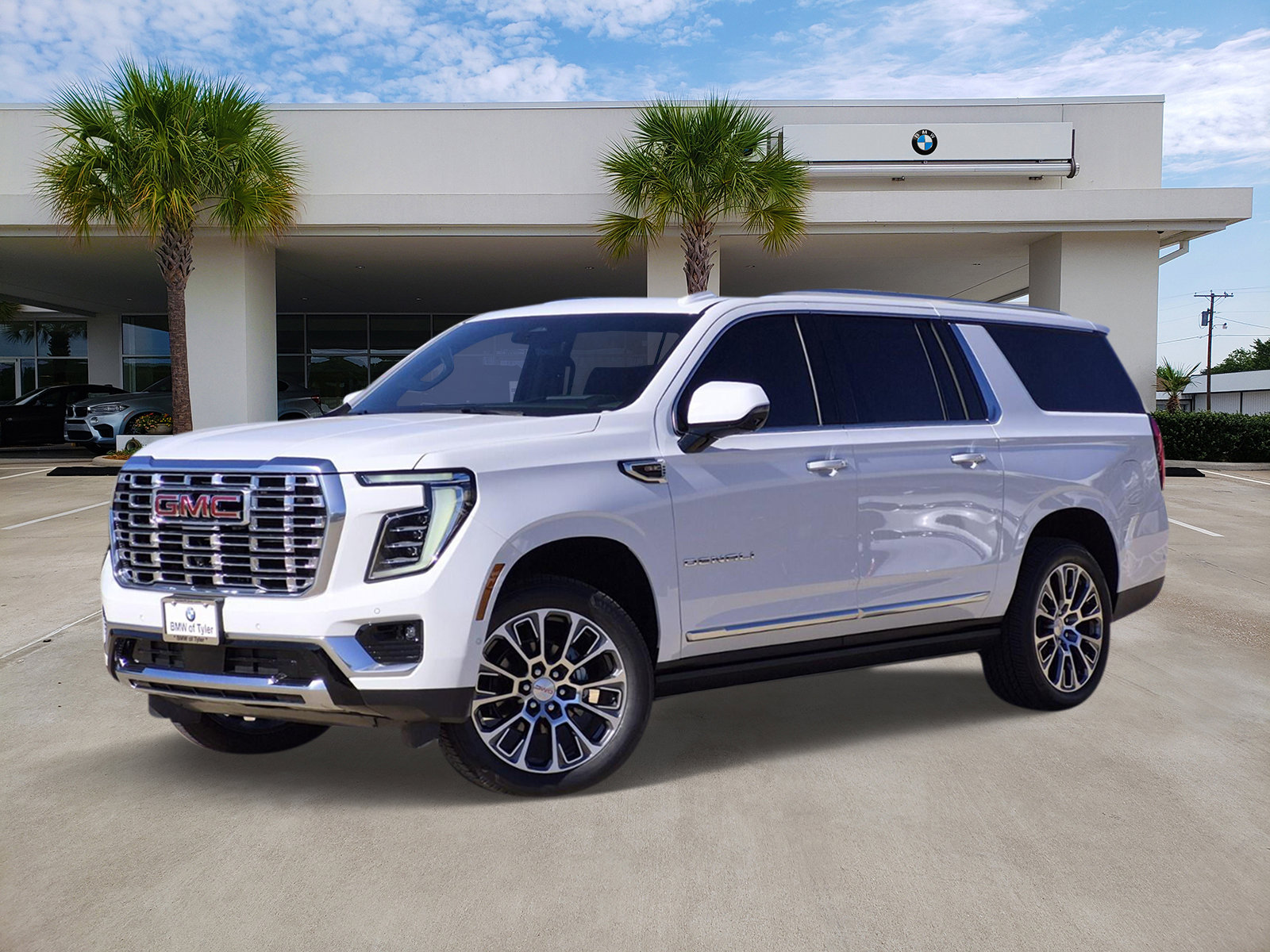 2025 GMC Yukon XL Denali's photo