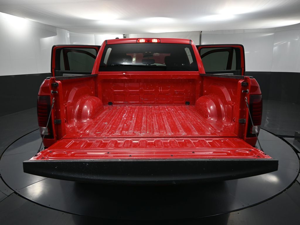 2024 Ram 1500 Classic Warlock photo 28