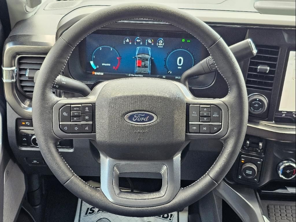 2024 Ford F-250 Lariat photo 24