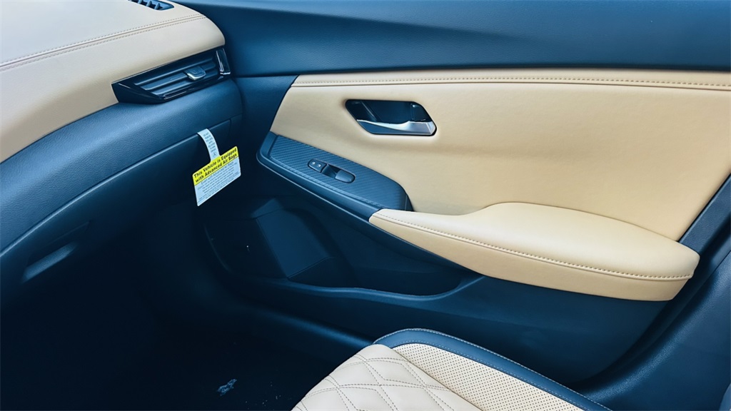 2025 Nissan Sentra SV photo 26