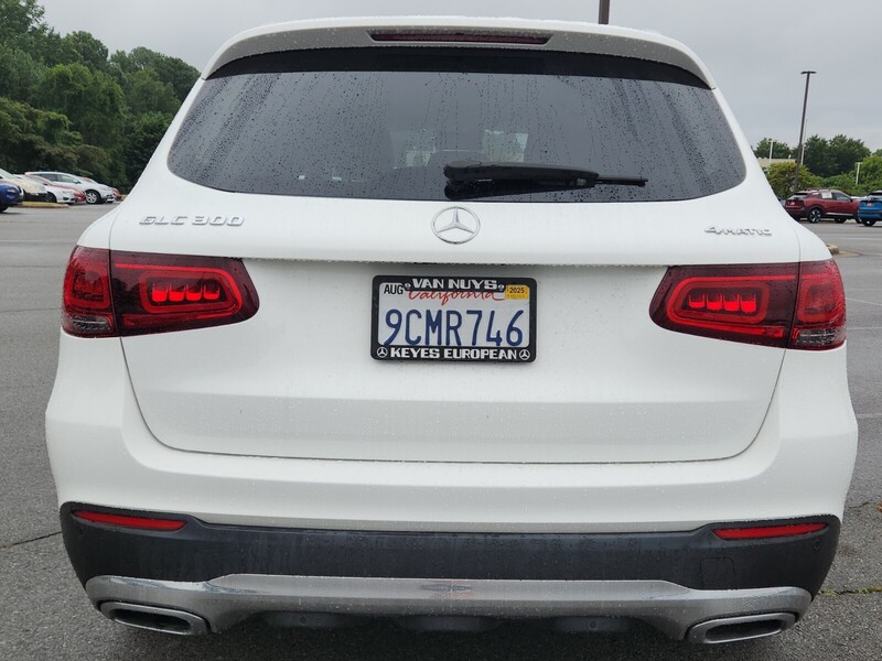 2022 Mercedes Benz GLC 300 4MATIC photo 3