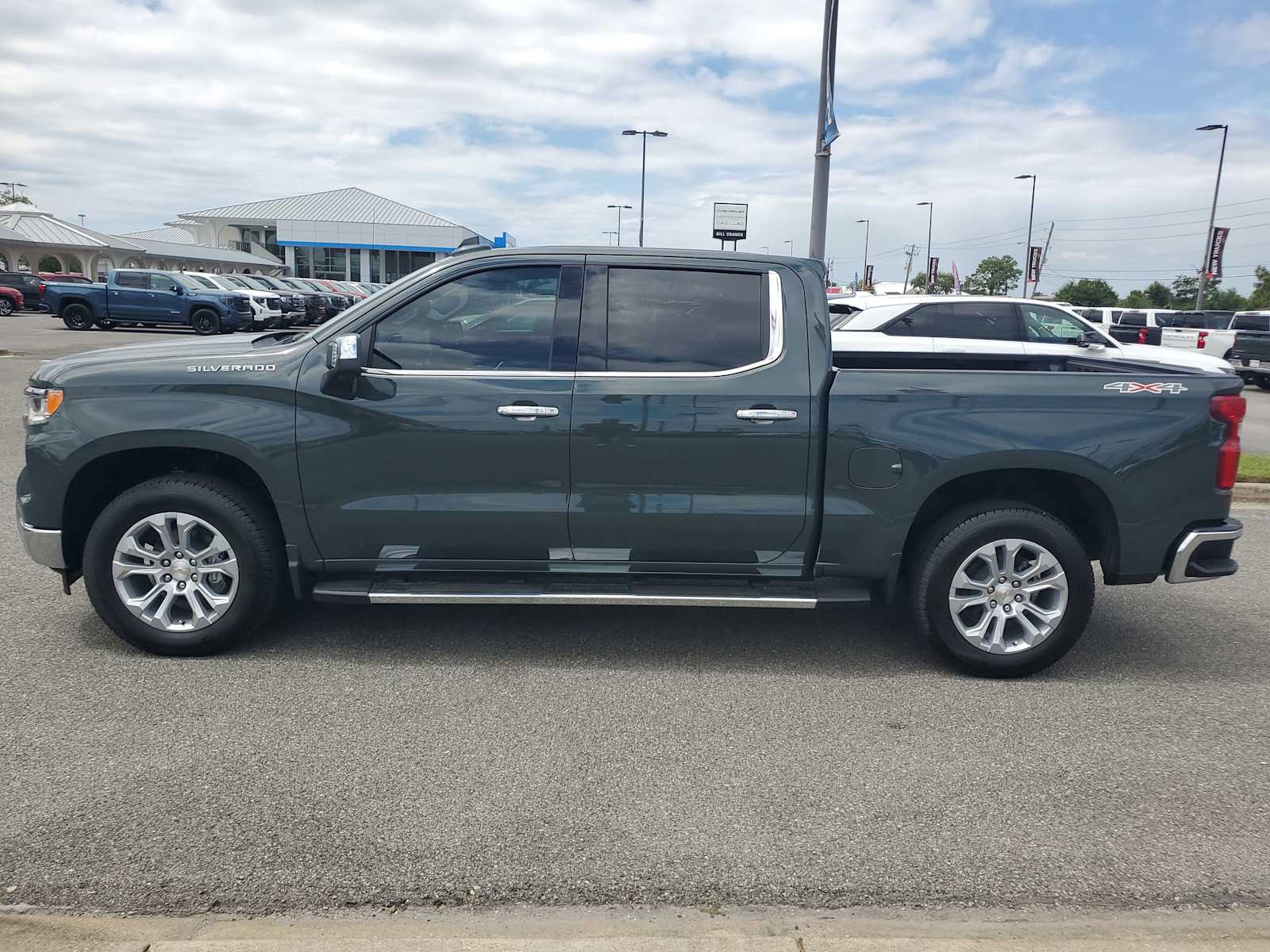 2025 Chevrolet Silverado 1500 LTZ photo 2