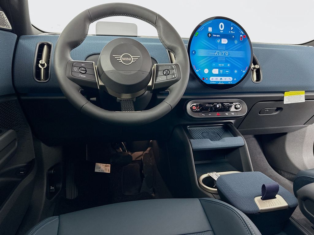 New 2025 Green MINI Iconic image 19