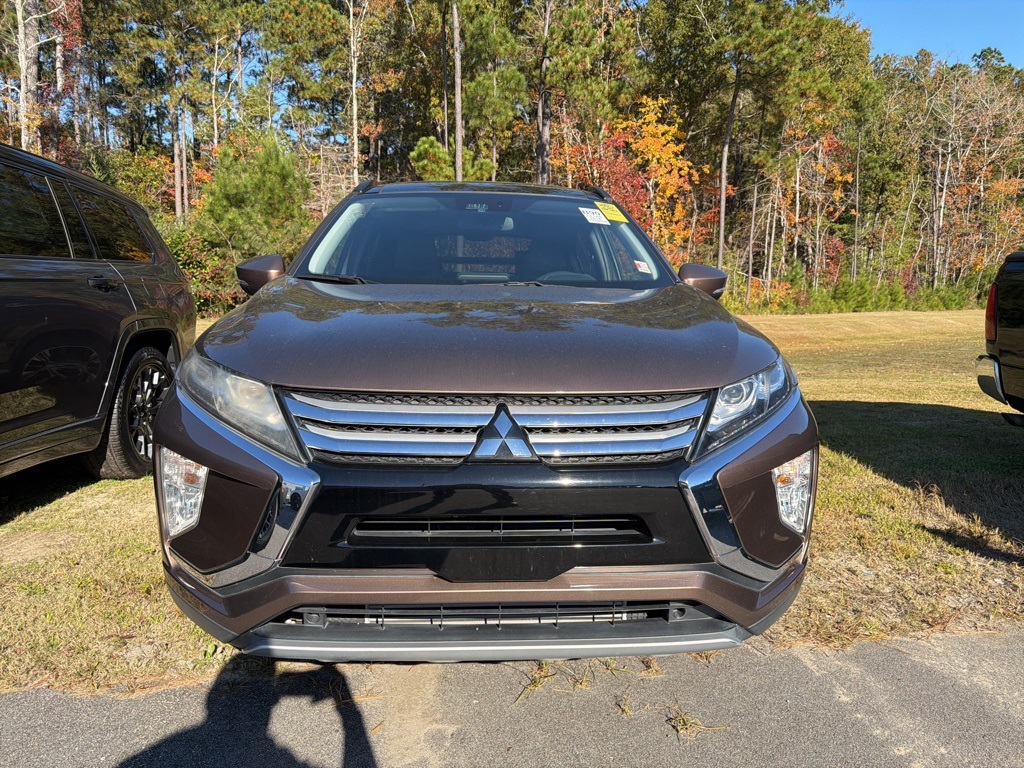2018 Mitsubishi Eclipse Cross SEL photo 2