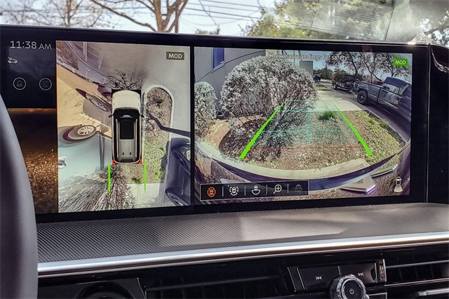 2025 Infiniti QX80 Luxe photo 14