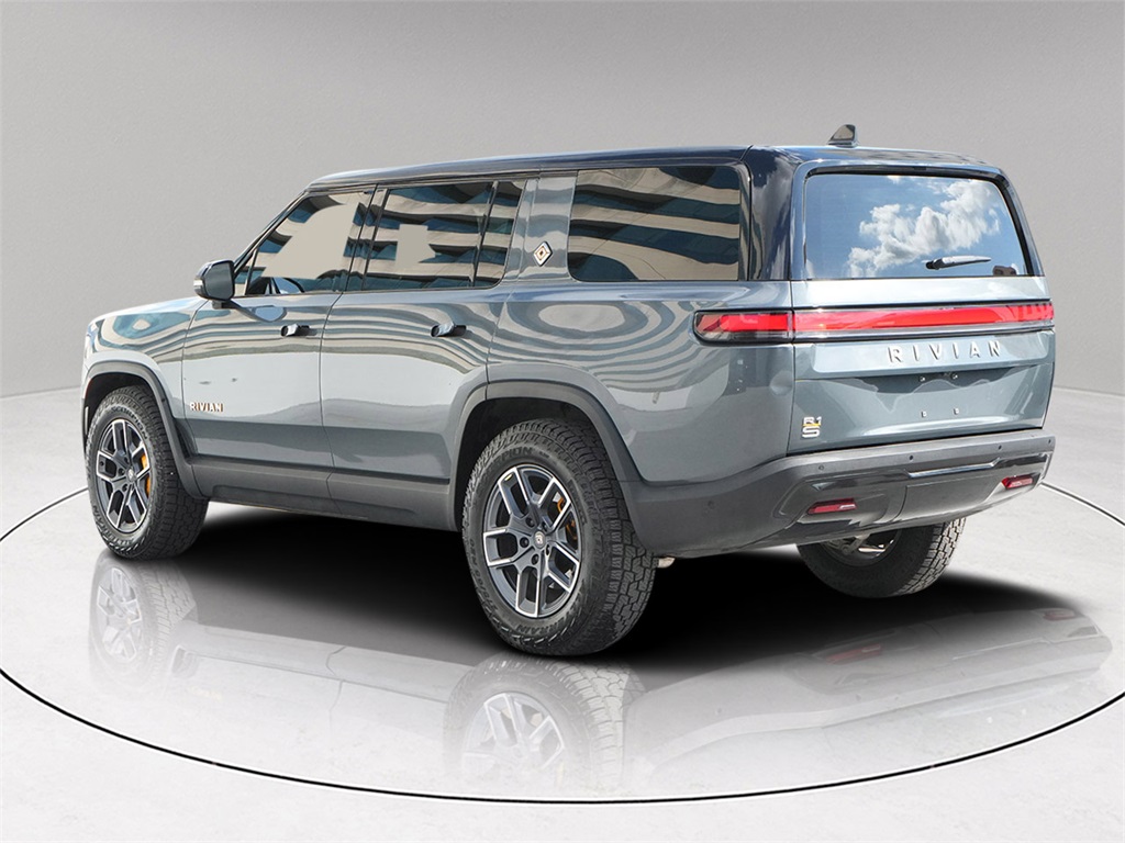 2023 Rivian R1S Adventure photo 4