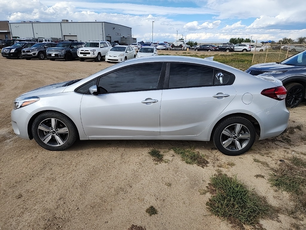 2018 Kia Forte LX photo 2