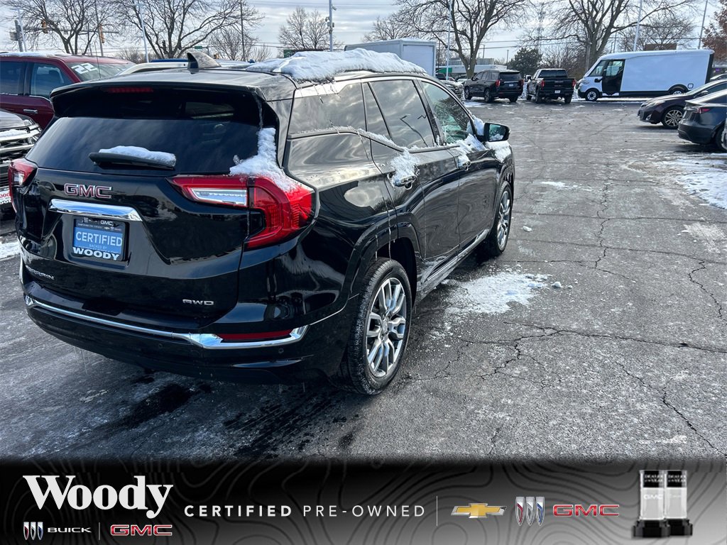 2023 GMC TERRAIN - Image 8