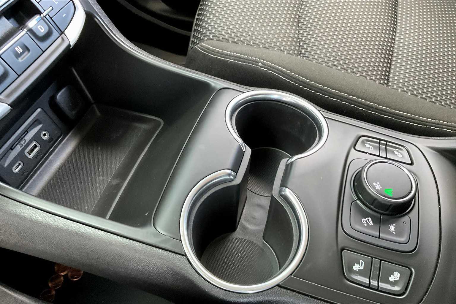 2022 Gmc Terrain SLE photo 13