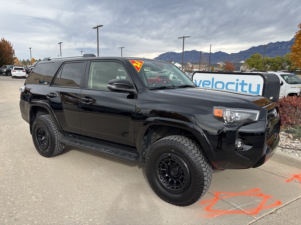2024 Toyota 4Runner SR5 Premium's photo