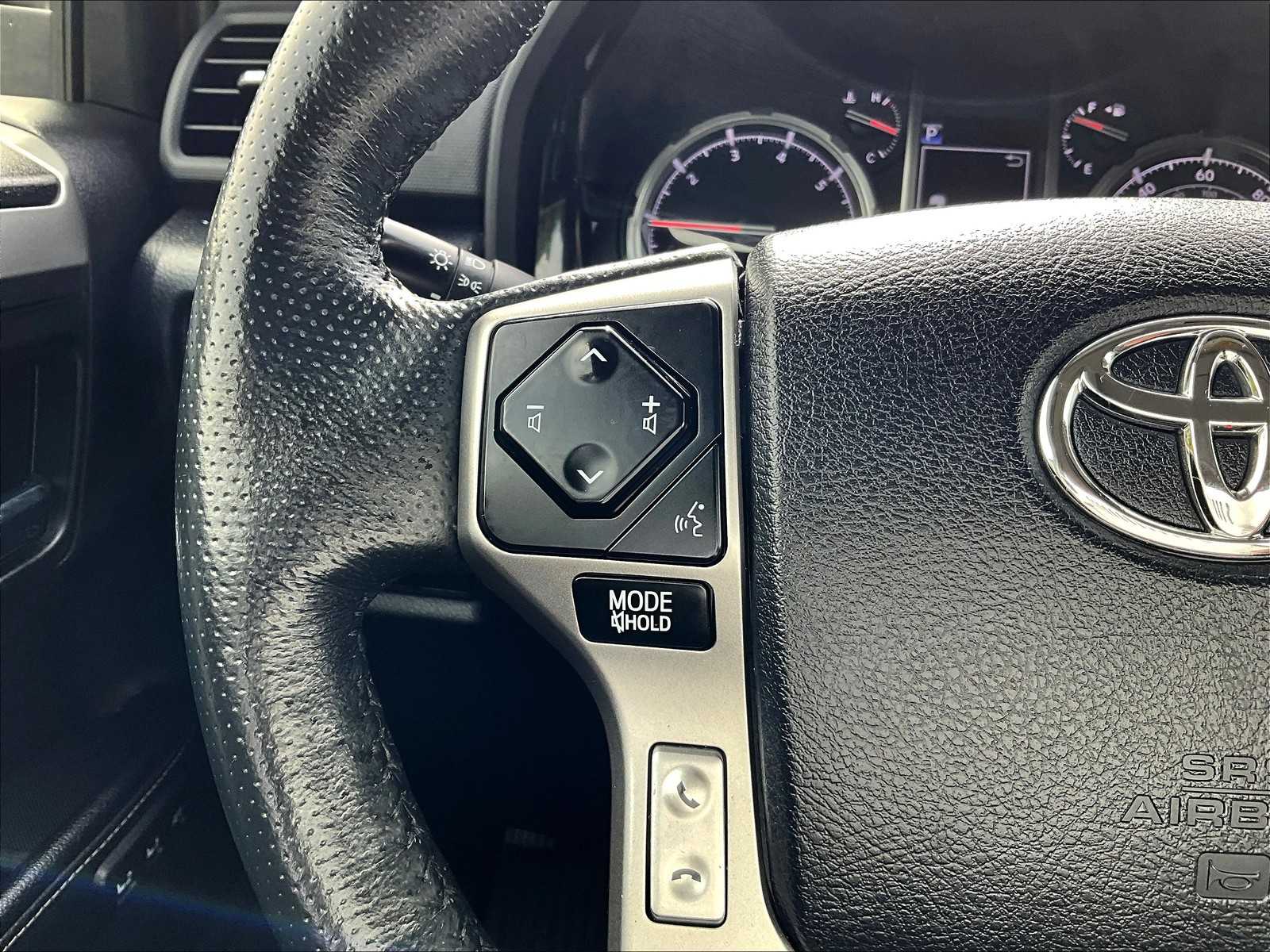 2023 Toyota 4Runner Limited photo 23