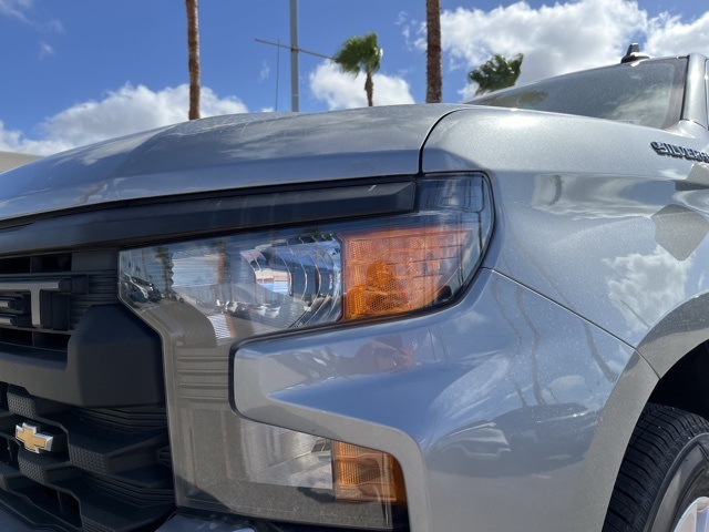 2023 Chevrolet Silverado 1500 Custom photo 10