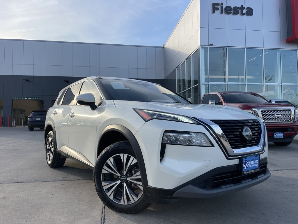 2023 Nissan Rogue SV's photo