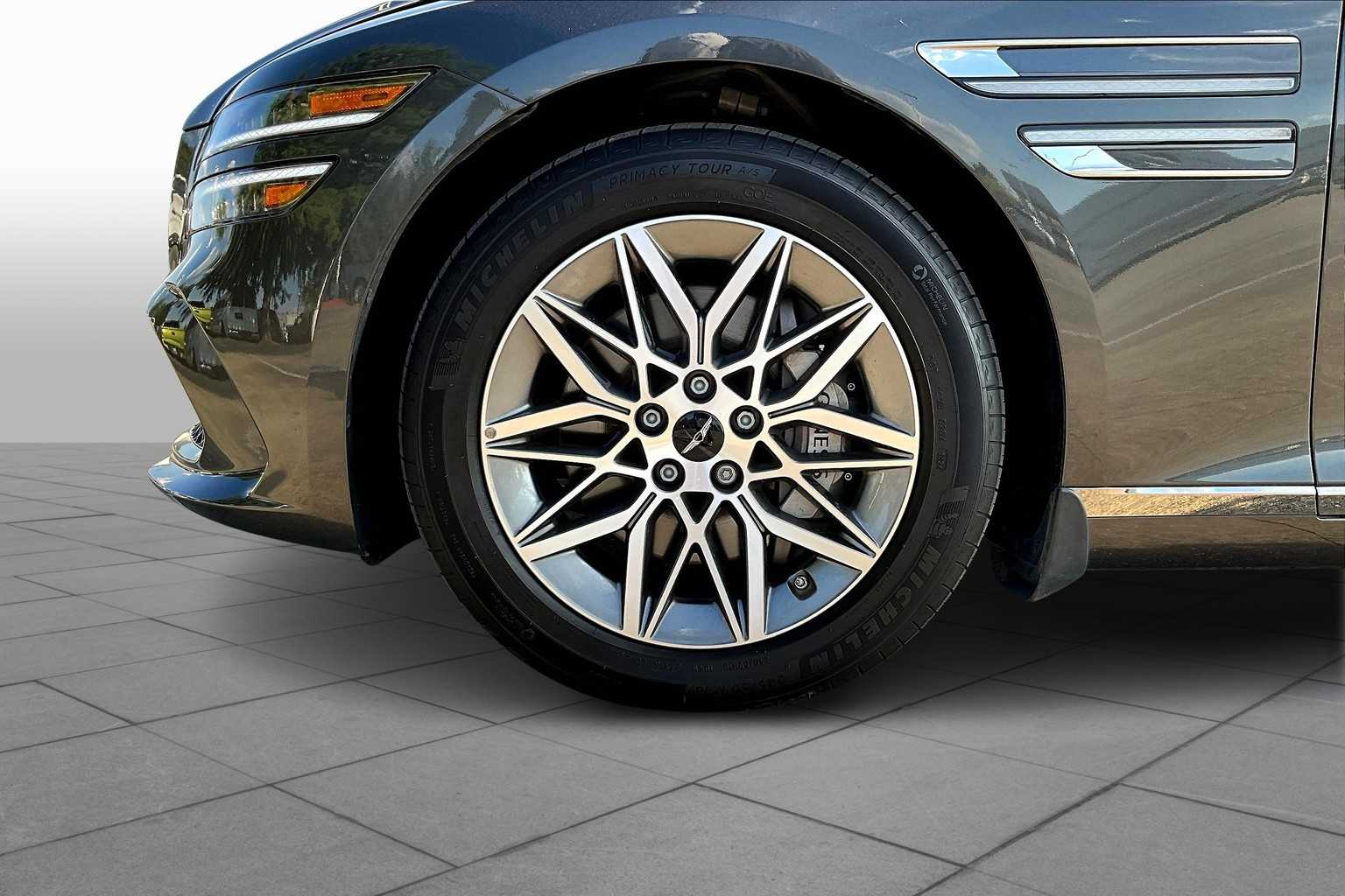 2025 Genesis G80 2.5T AWD photo 16